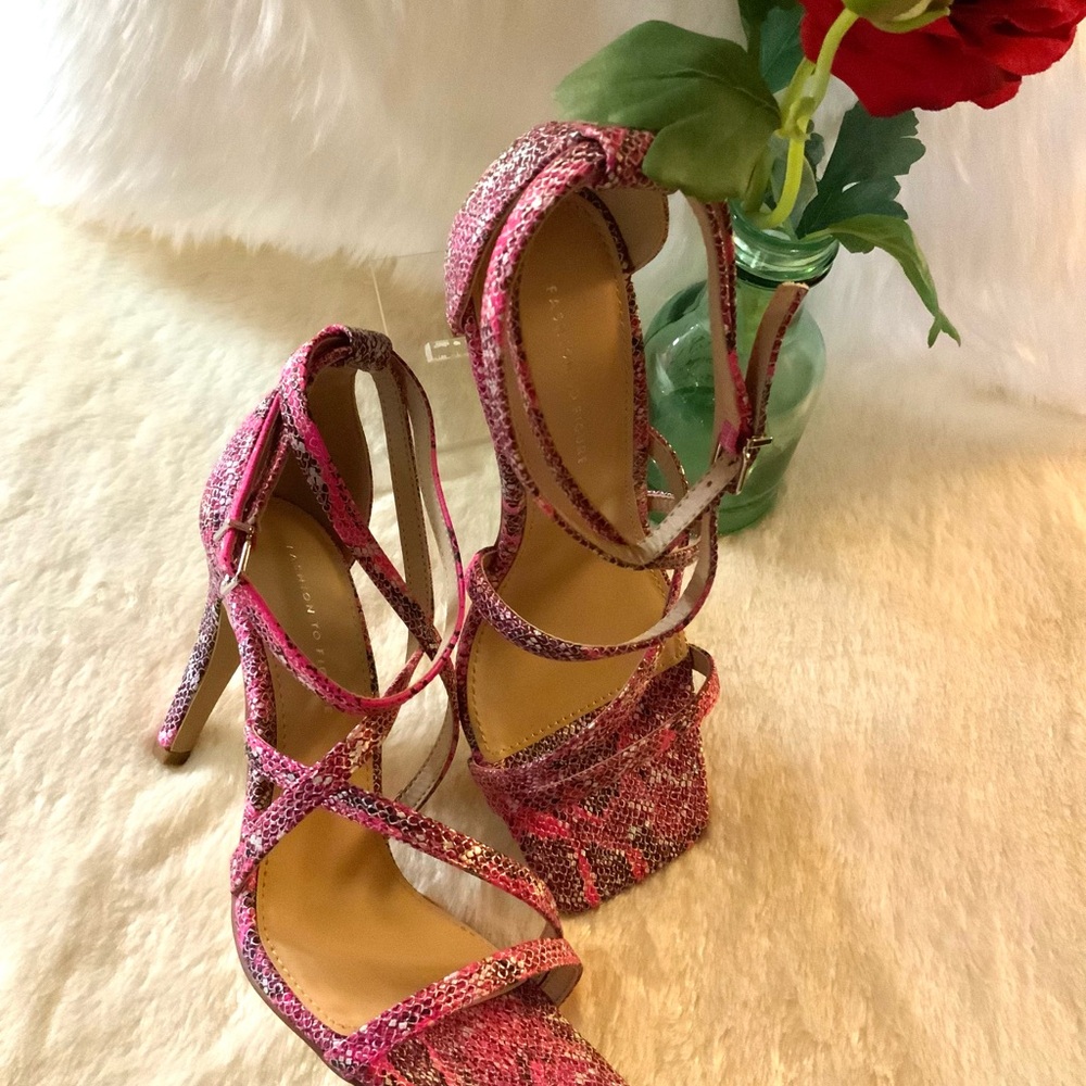 Fashion to Figure Pink Glittery High-Heeled Sandals